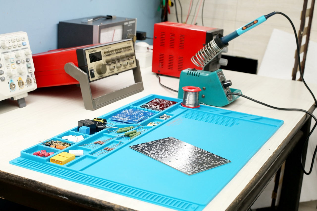 AL-XL Silicone Soldering Mat – 550mm x 350mm